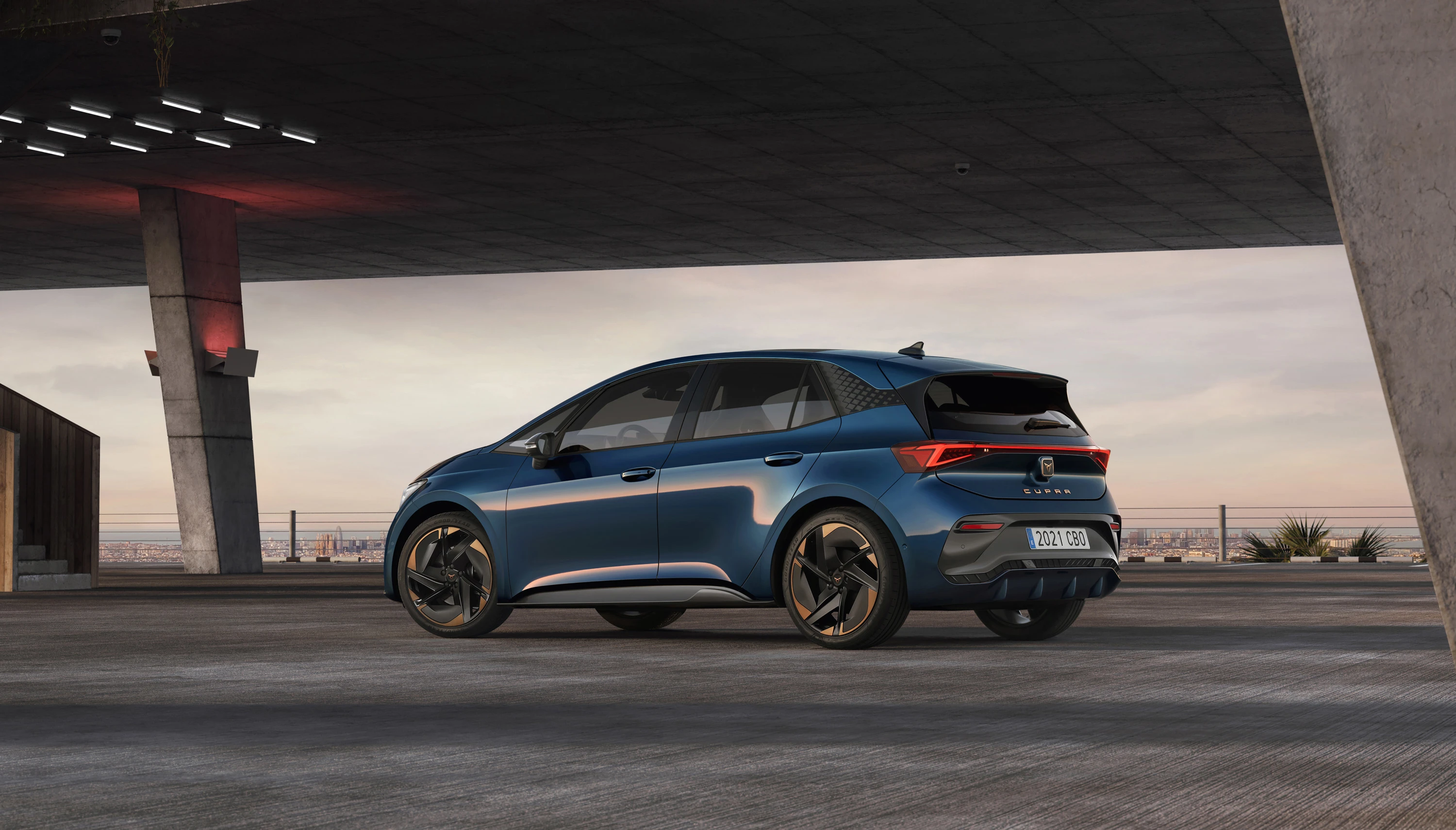 CUPRA BORN 58 e-BOOST exterior view