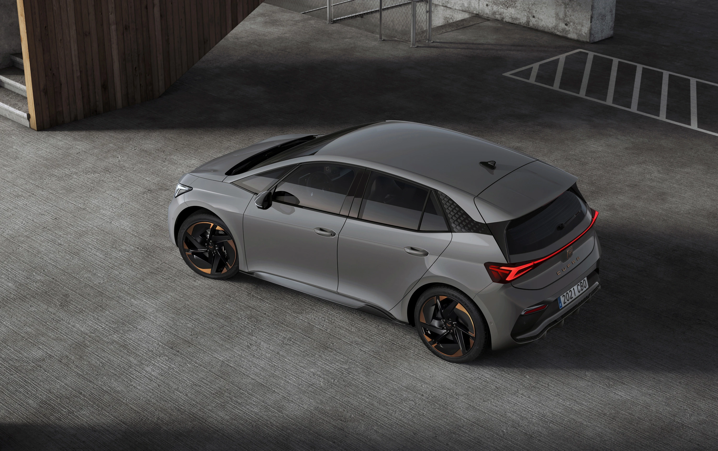 CUPRA BORN 77 e-BOOST exterior view
