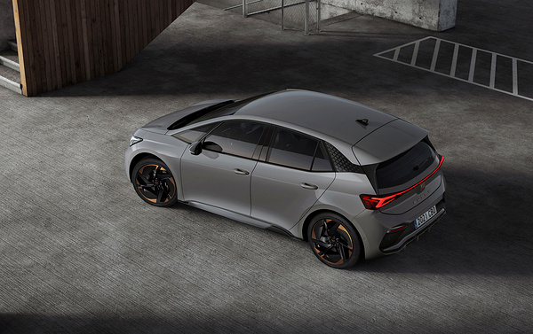 CUPRA BORN 77 e-BOOST exterior view