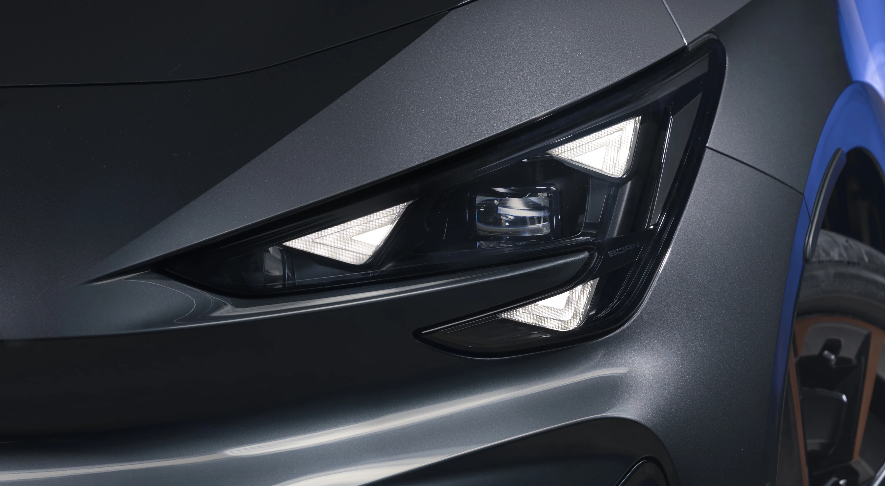 CUPRA BORN VZ headlights view