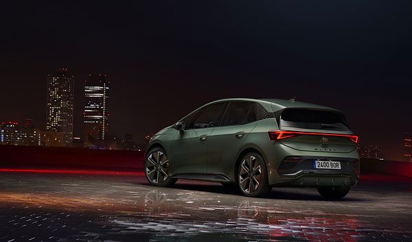 CUPRA BORN VZ exterior view