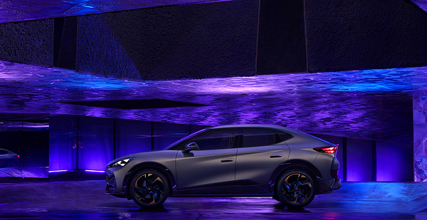 CUPRA Tavascan Endurance exterior view