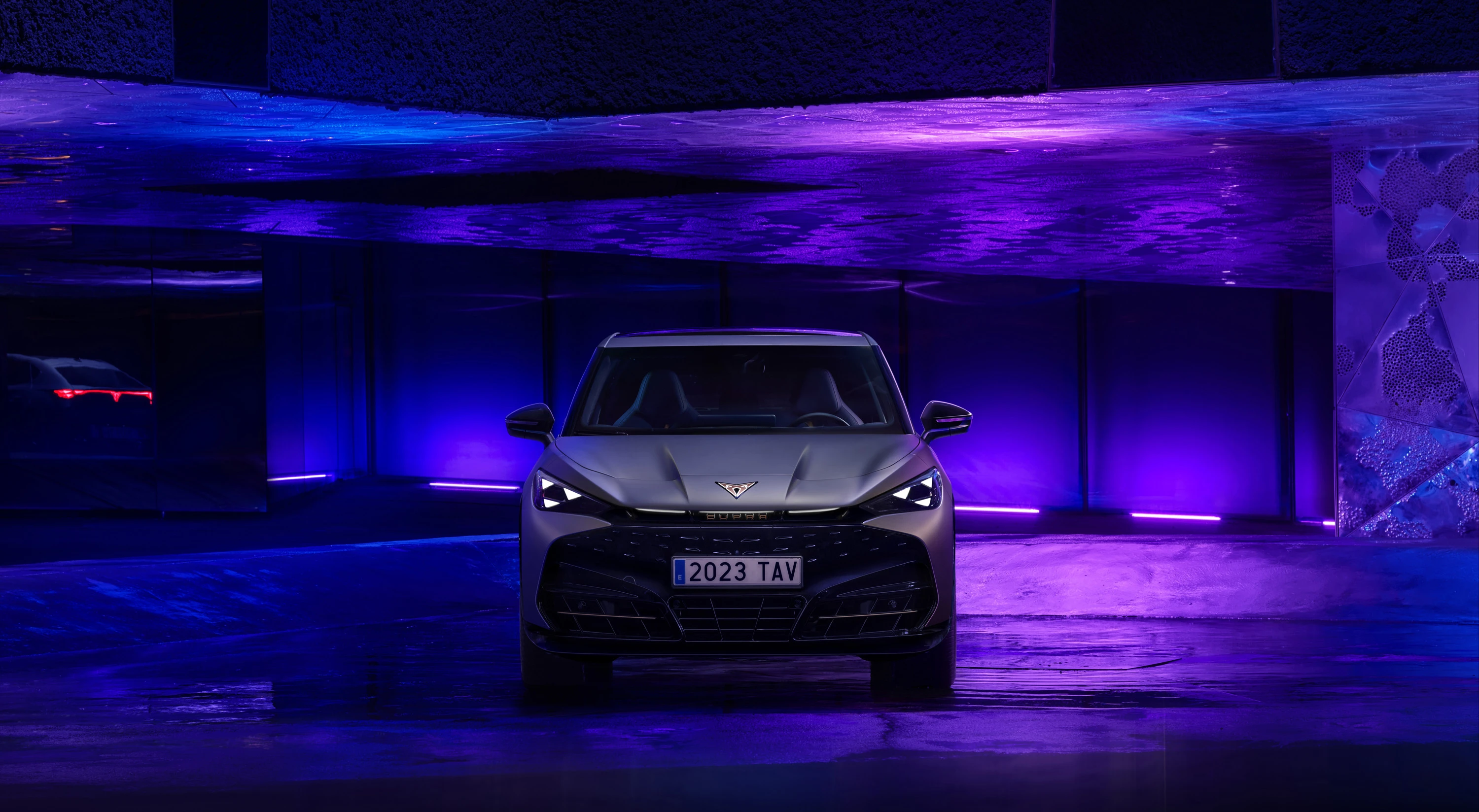 CUPRA Tavascan Endurance exterior view
