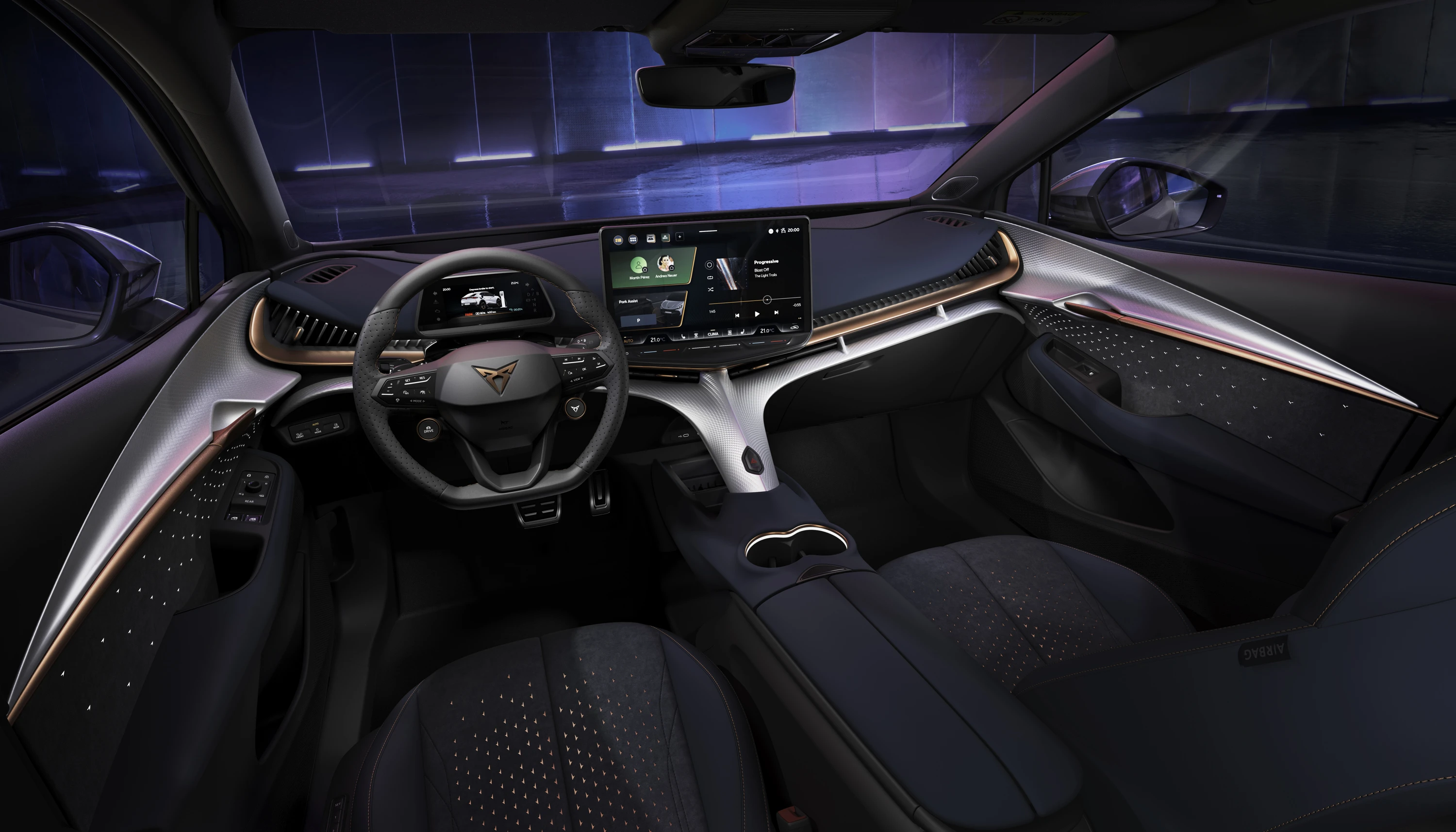 CUPRA Tavascan Endurance screens view
