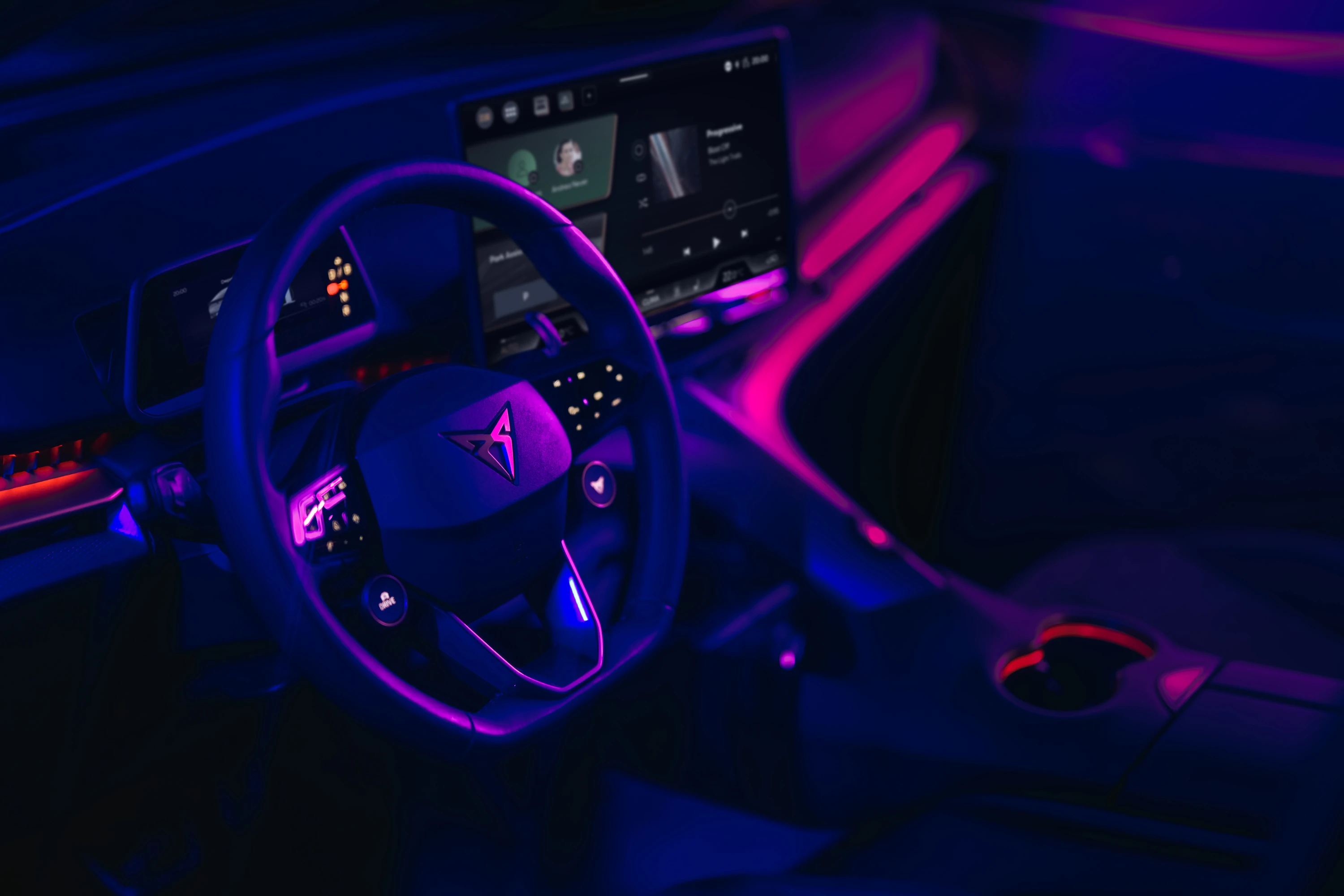 CUPRA Tavascan Endurance interior view