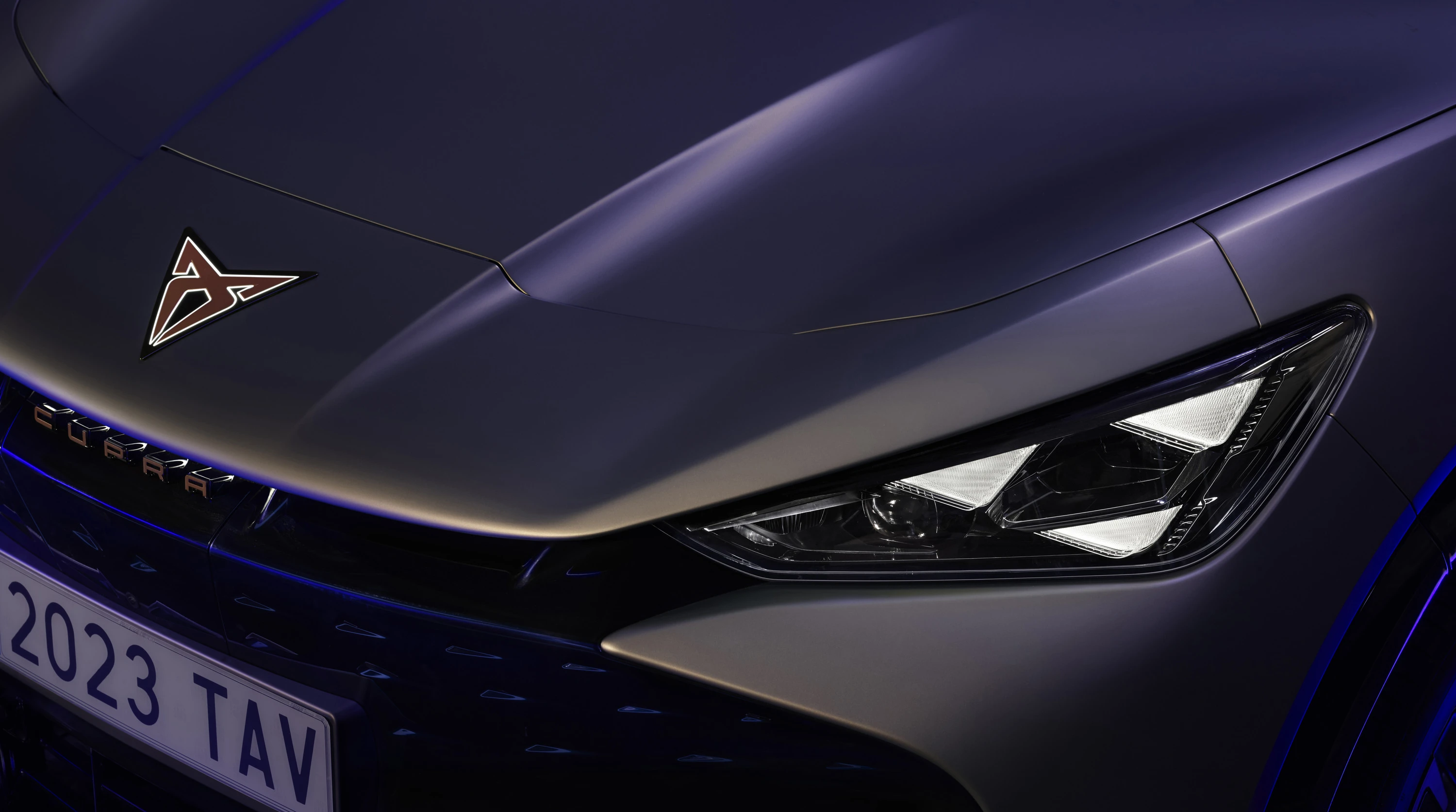 CUPRA Tavascan VZ headlights view