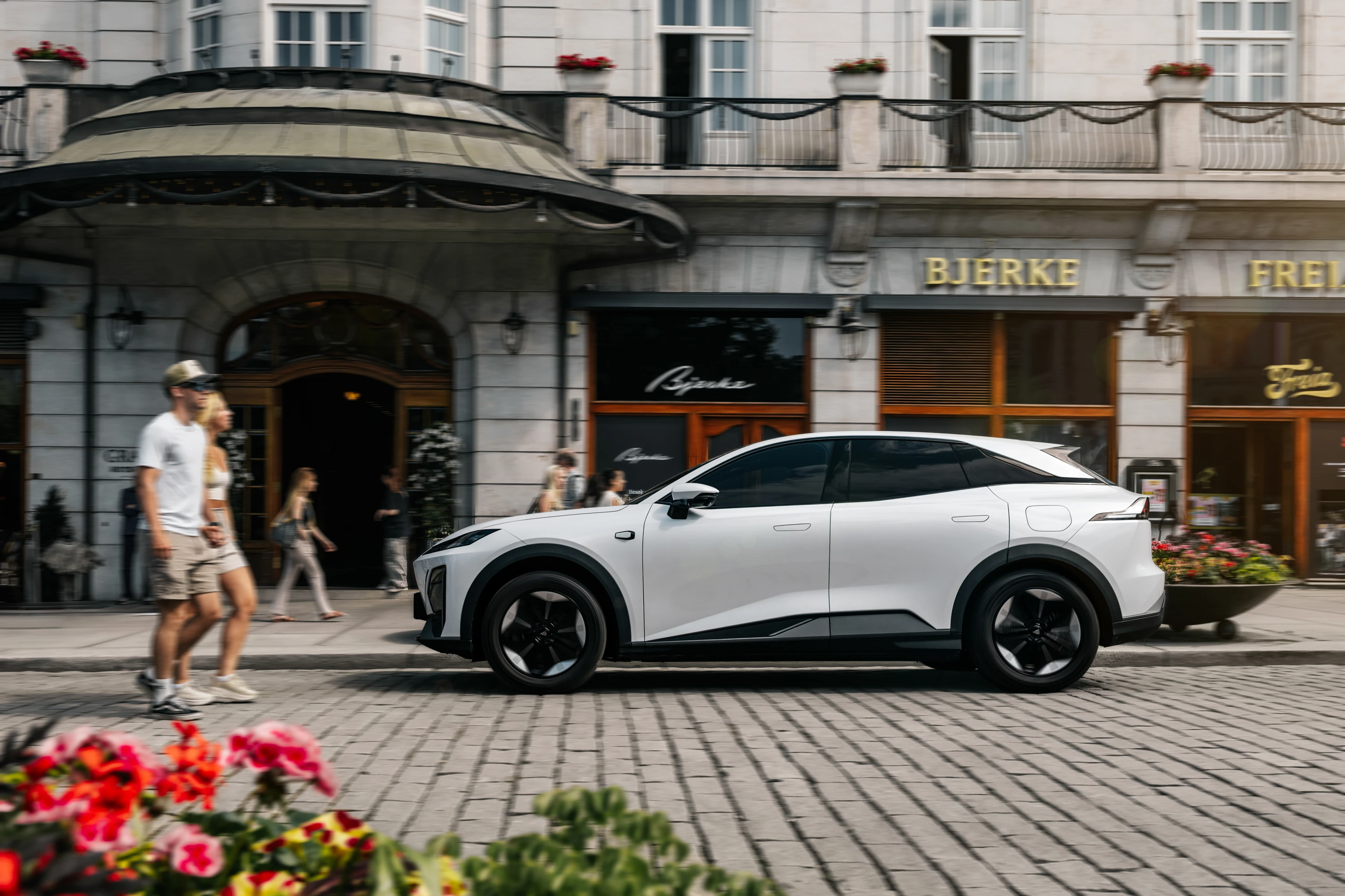 Deepal S07 Long Range exterior view