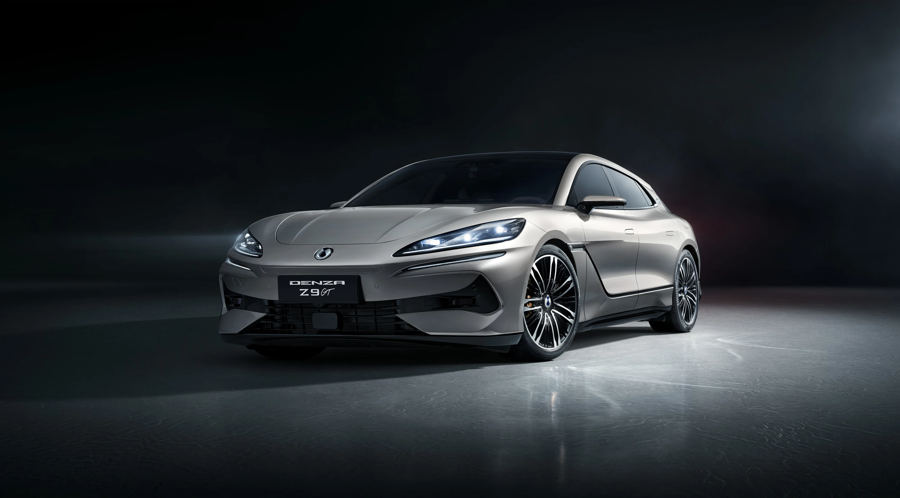 Denza Z9 GT EV exterior view