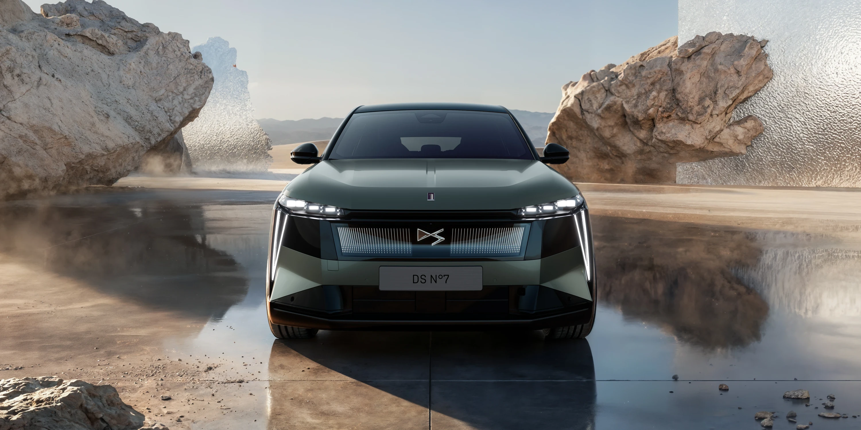DS N°7 E-Tense FWD exterior view