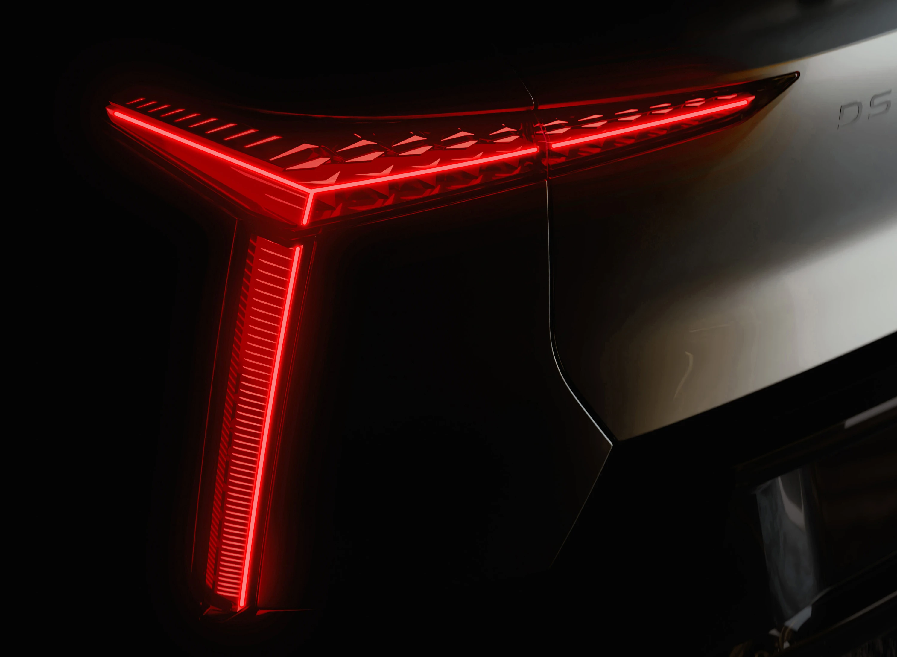 DS N°8 AWD Long Range taillights view