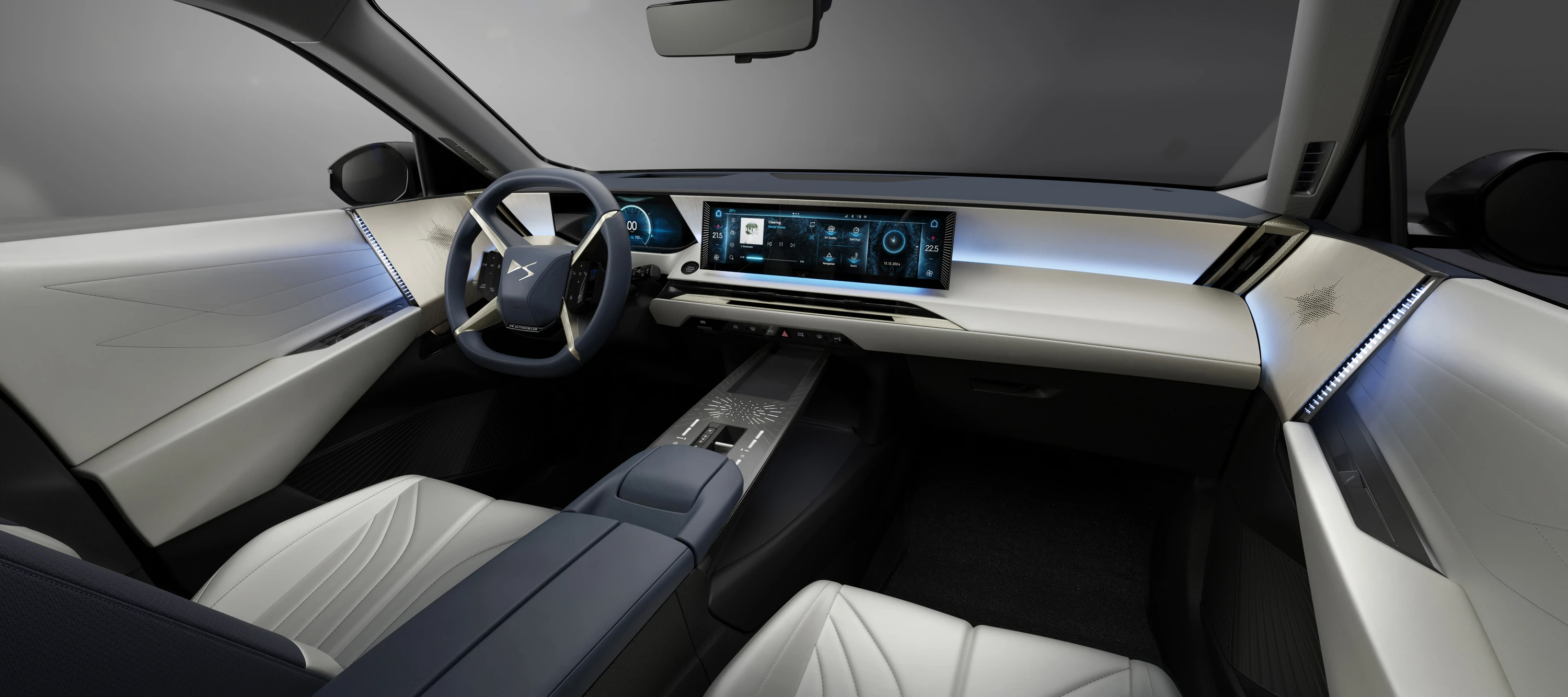 DS N°8 AWD Long Range interior view