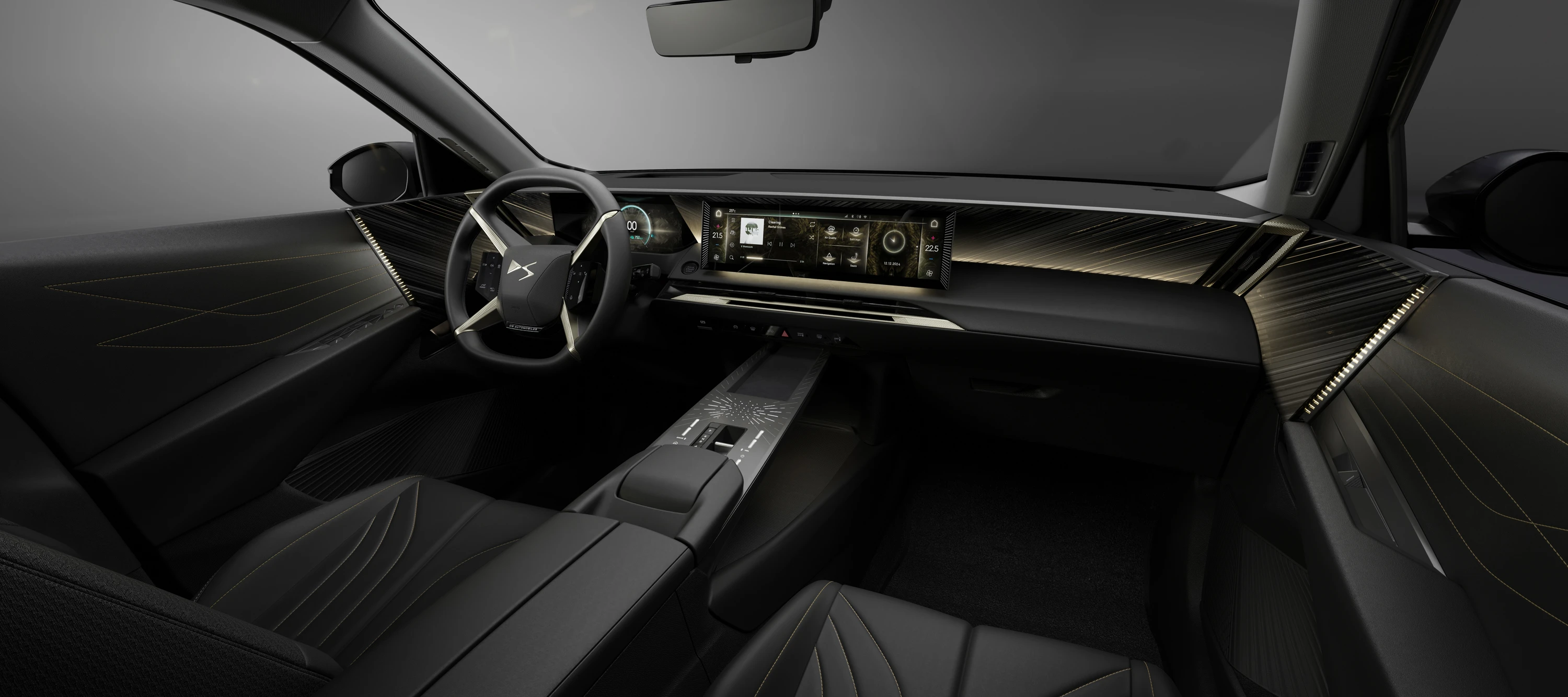 DS N°8 FWD Long Range interior view