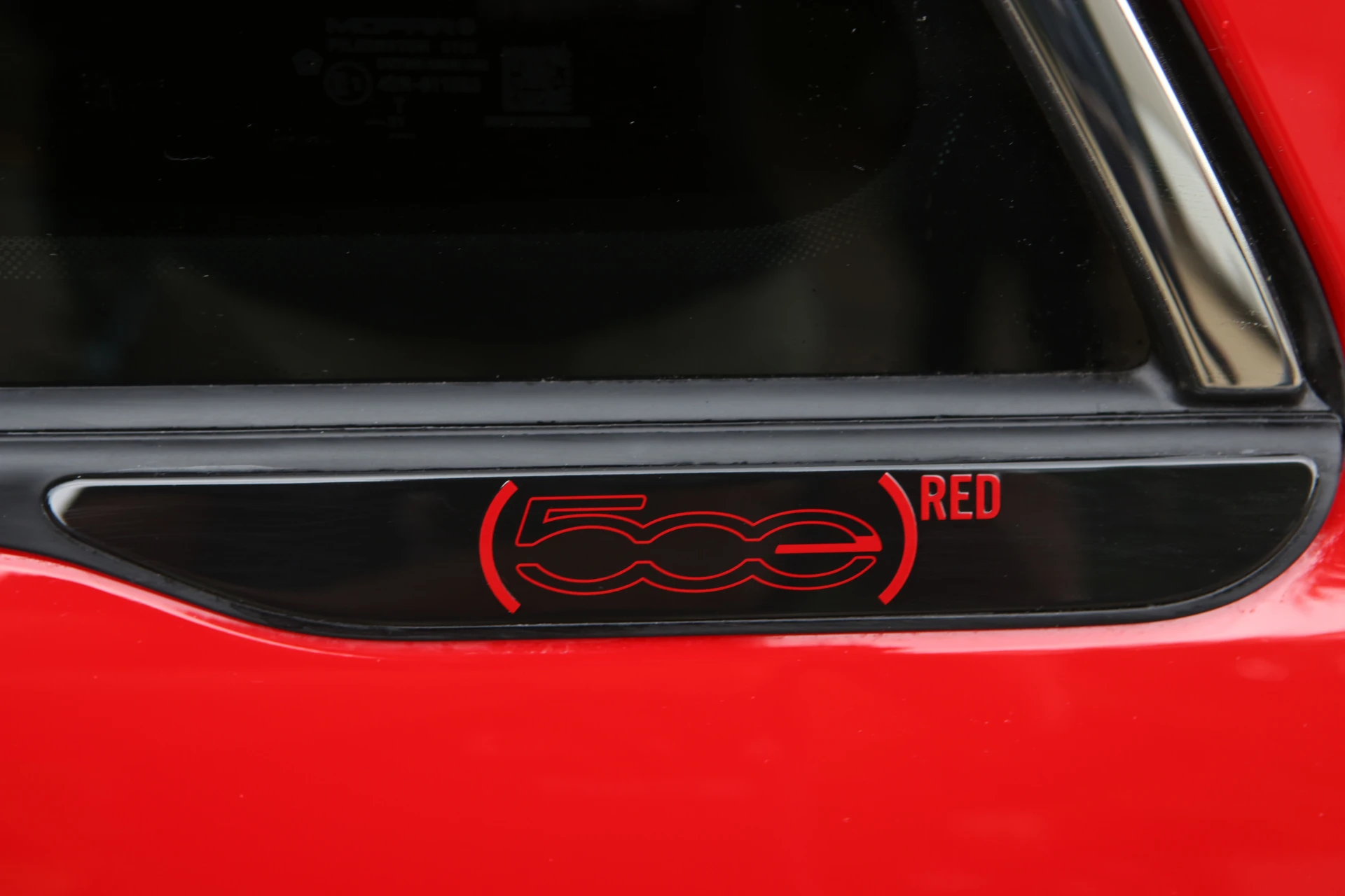 Fiat 500e 42 kWh details view
