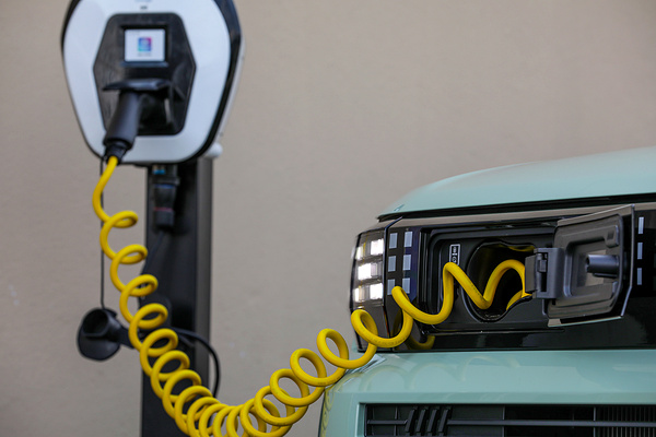 Fiat Grande Panda charging view