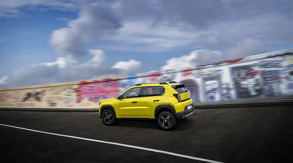 Fiat Grande Panda exterior view