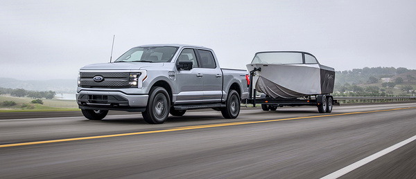 Ford F150 Lightning Extended Range trailer view