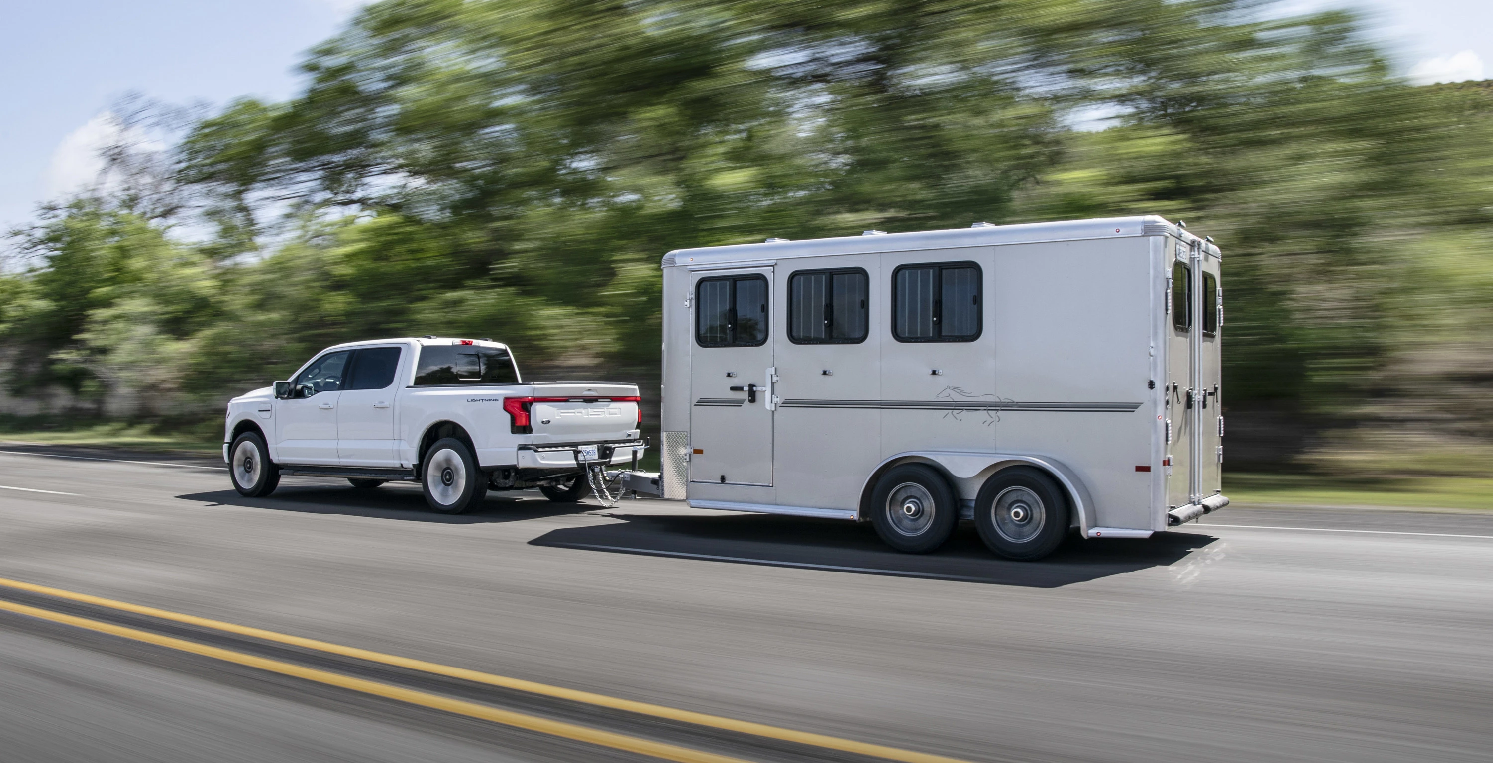 Ford F150 Lightning Standard Range trailer view