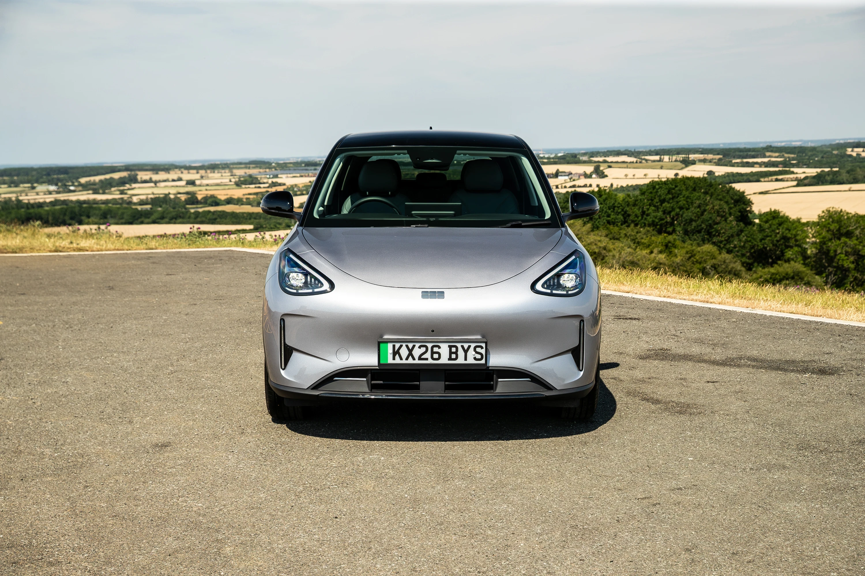 Geely EX2 47.1 kWh exterior view