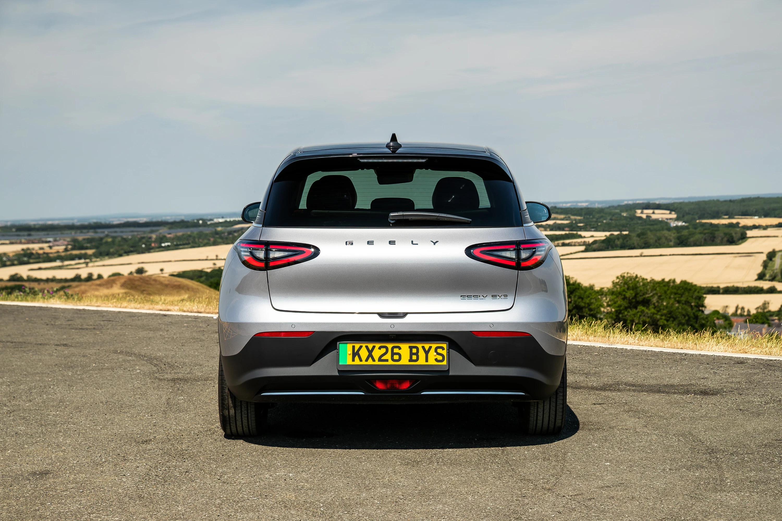 Geely EX2 47.1 kWh exterior view