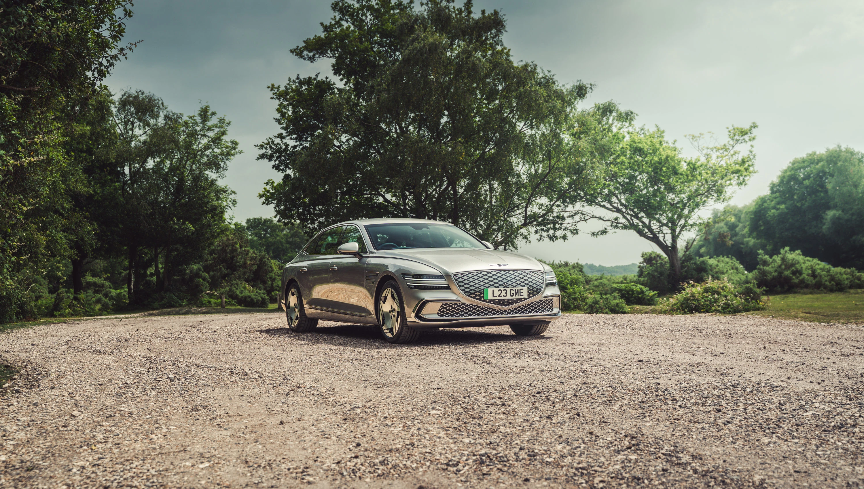 Genesis G80 Electrified AWD 87kWh exterior view