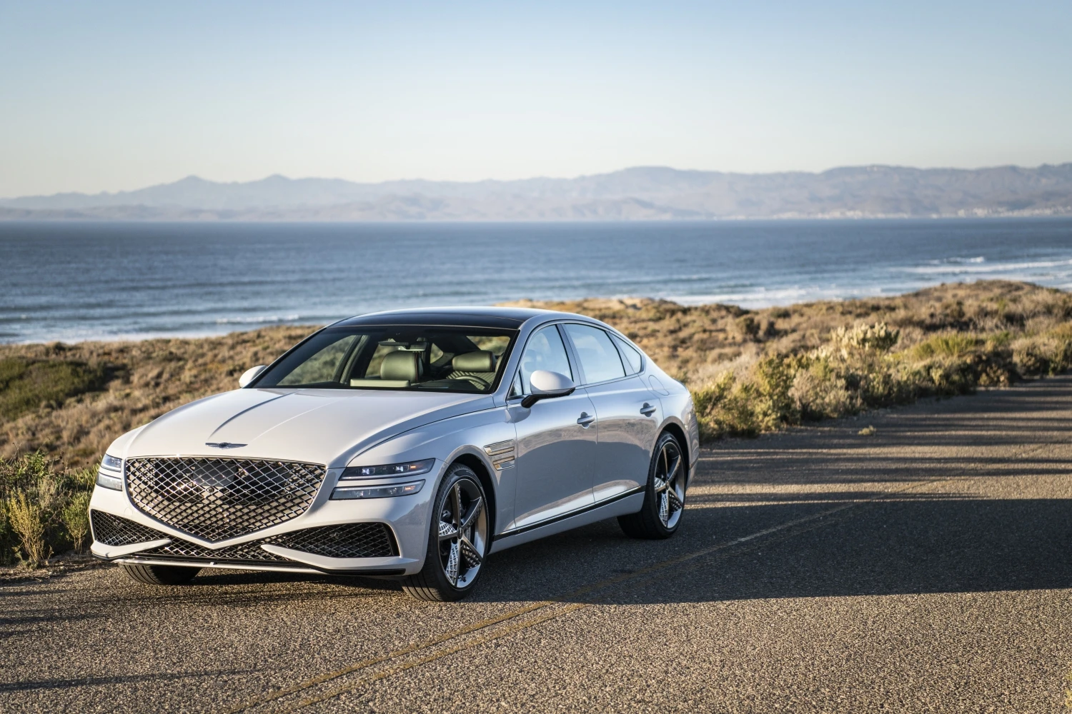 Genesis G80 Electrified AWD 87kWh exterior view