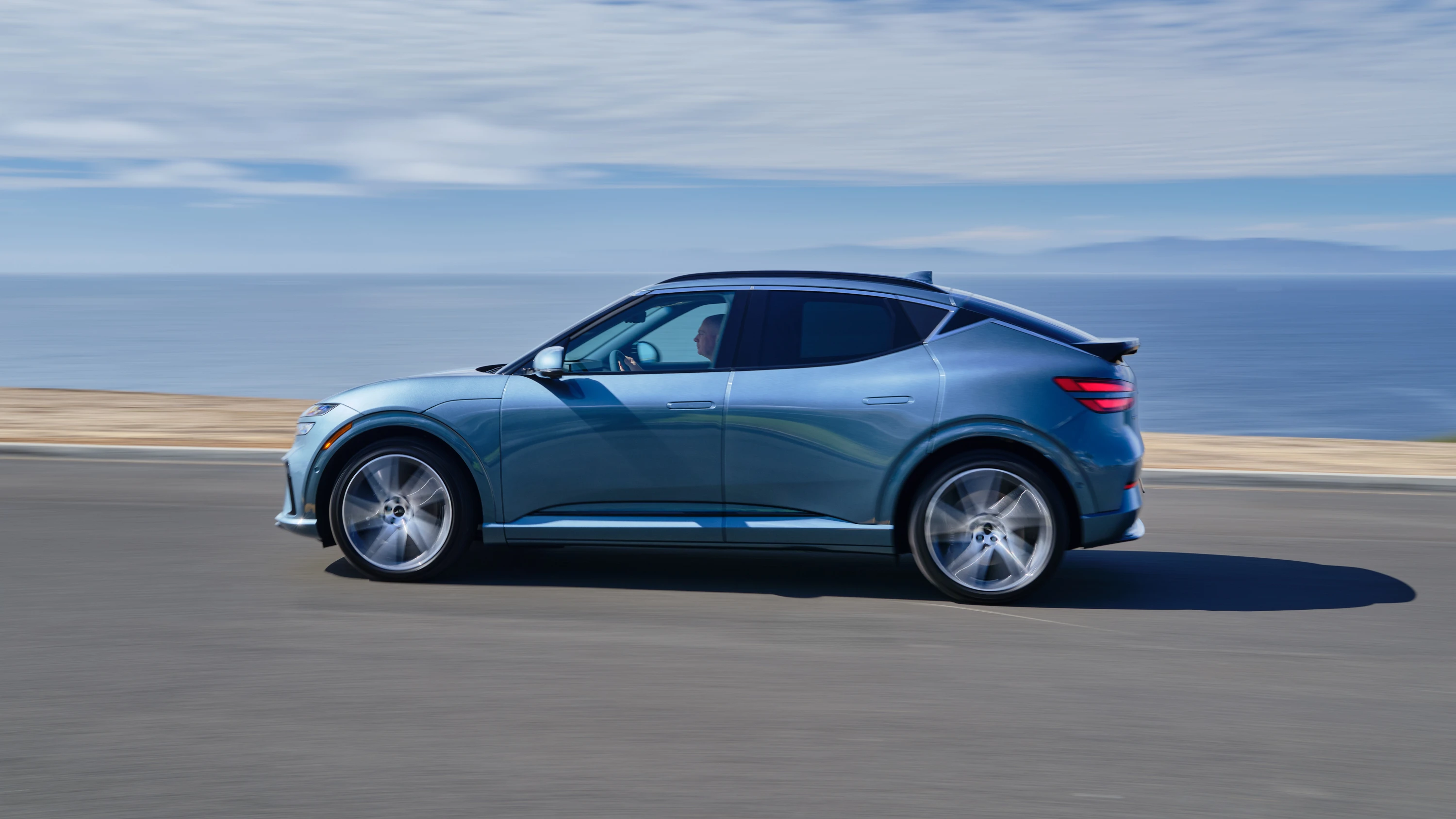Genesis GV60 2026 RWD exterior view