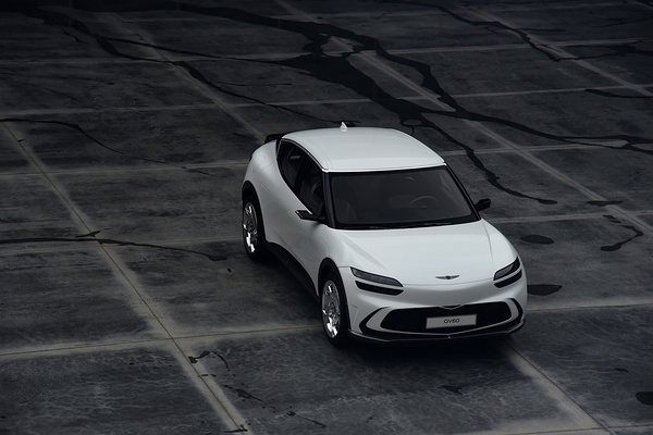 Genesis GV60 AWD exterior view