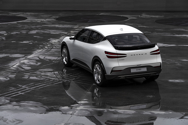 Genesis GV60 AWD exterior view