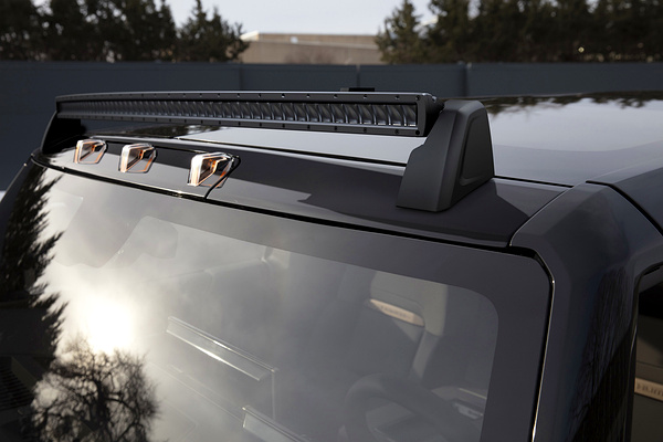 GMC Hummer EV SUV 2x details view