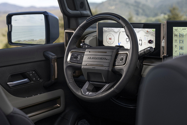 GMC Hummer EV SUV 2x interior view