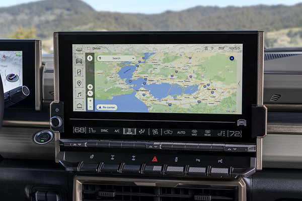 GMC Hummer EV SUV 2x screens view