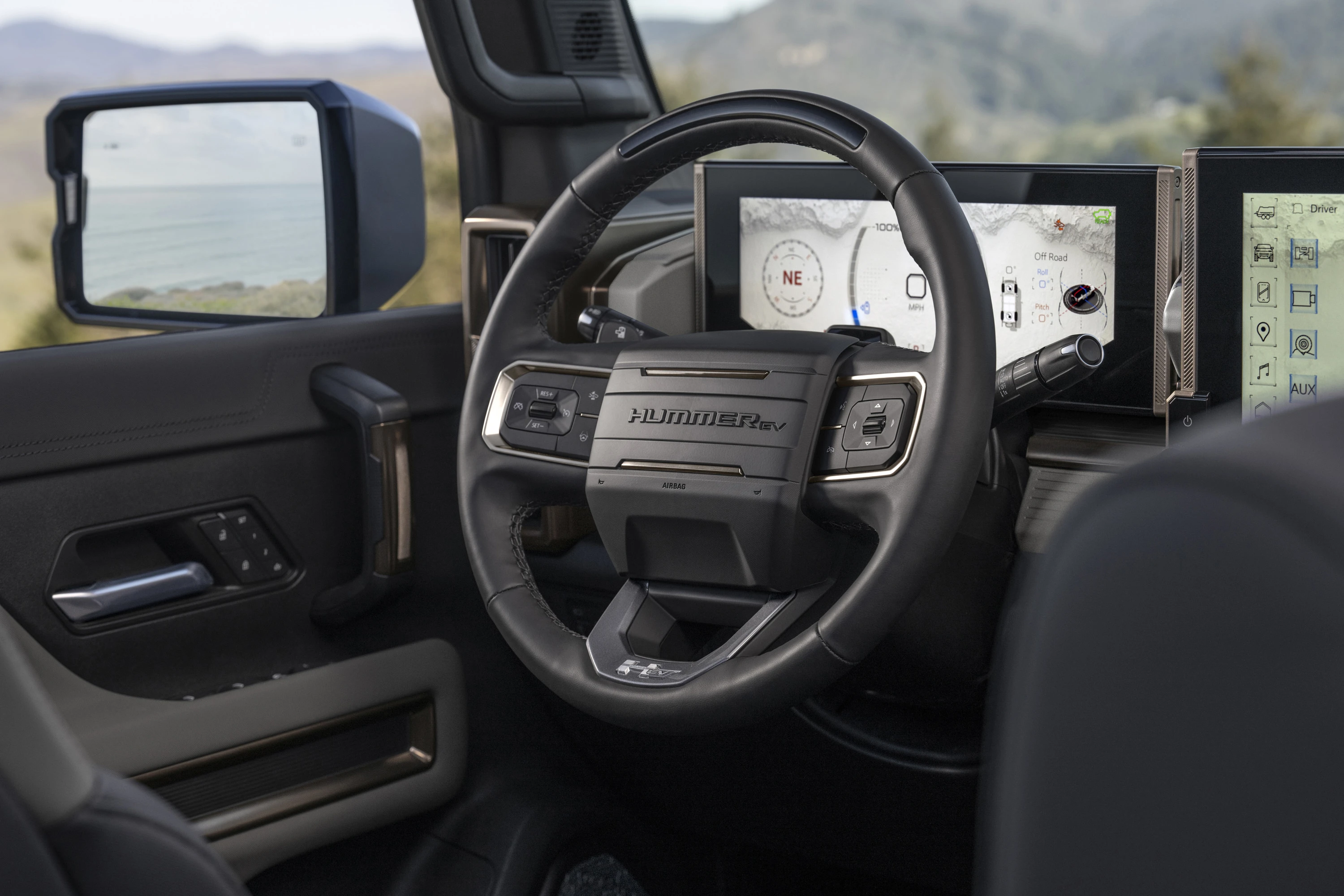 GMC Hummer EV SUV 3x interior view