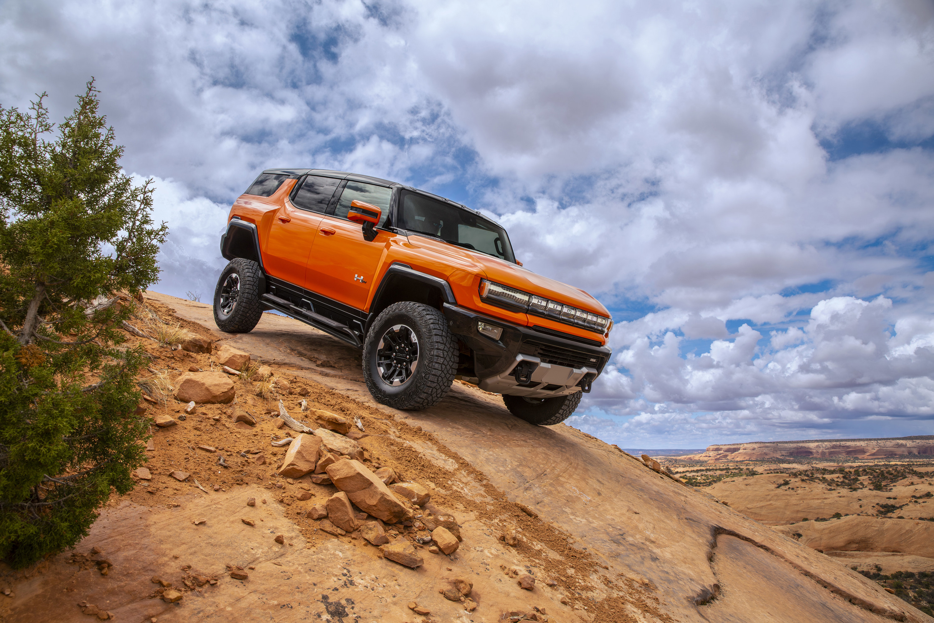 GMC Hummer EV SUV 3x electric vehicle exterior