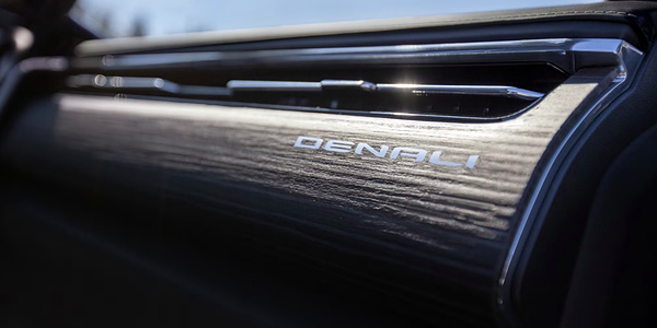 GMC Sierra EV Denali Edition 1 details view