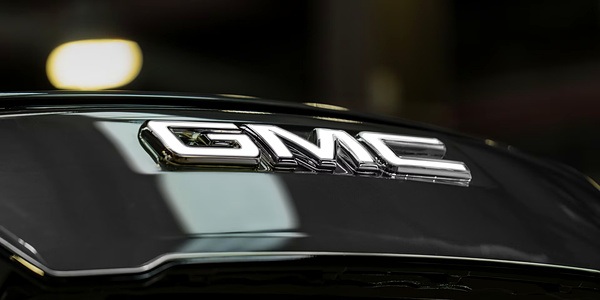 GMC Sierra EV Denali Edition 1 details view