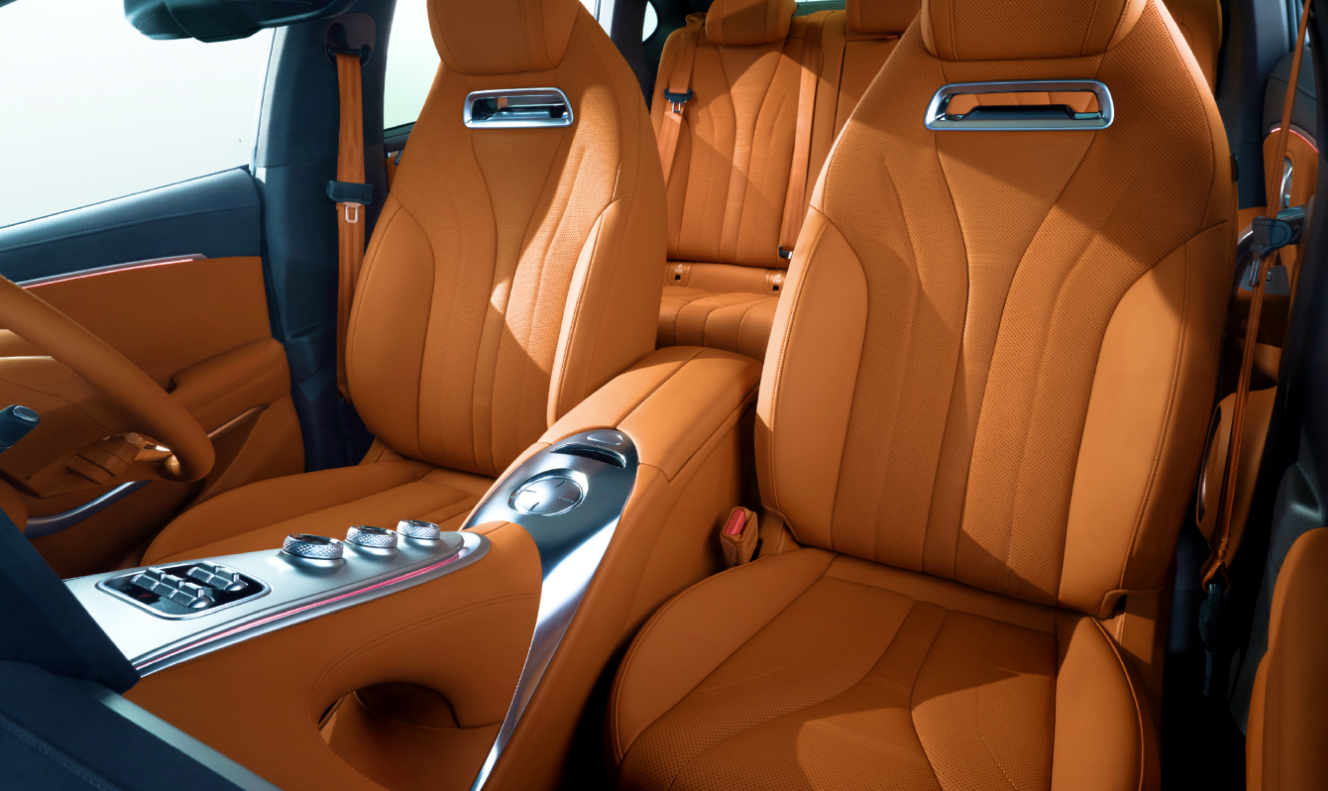 GWM ORA 07 Pro frontseats view