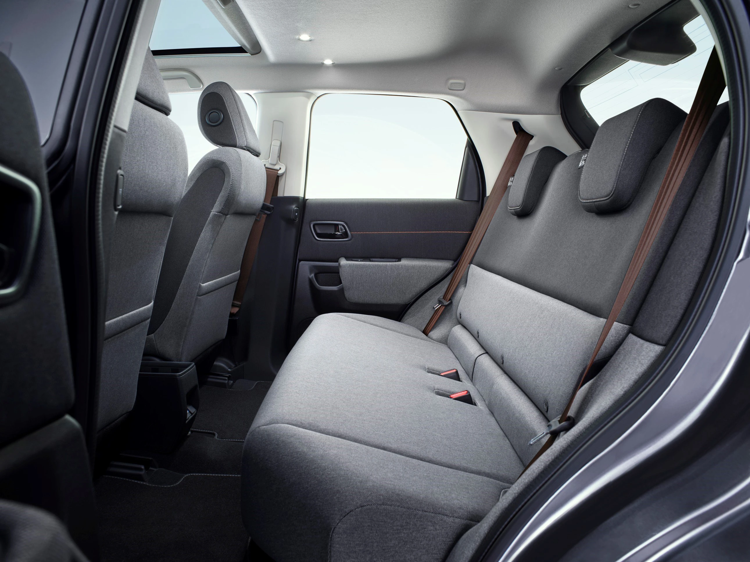Honda e Advance secondrowseats view