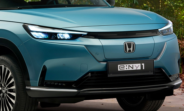 Honda e:Ny1 headlights view