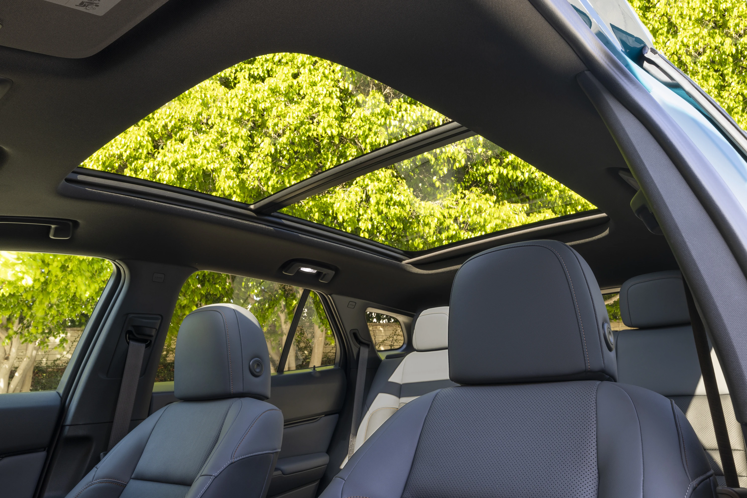 Honda Prologue AWD interior view