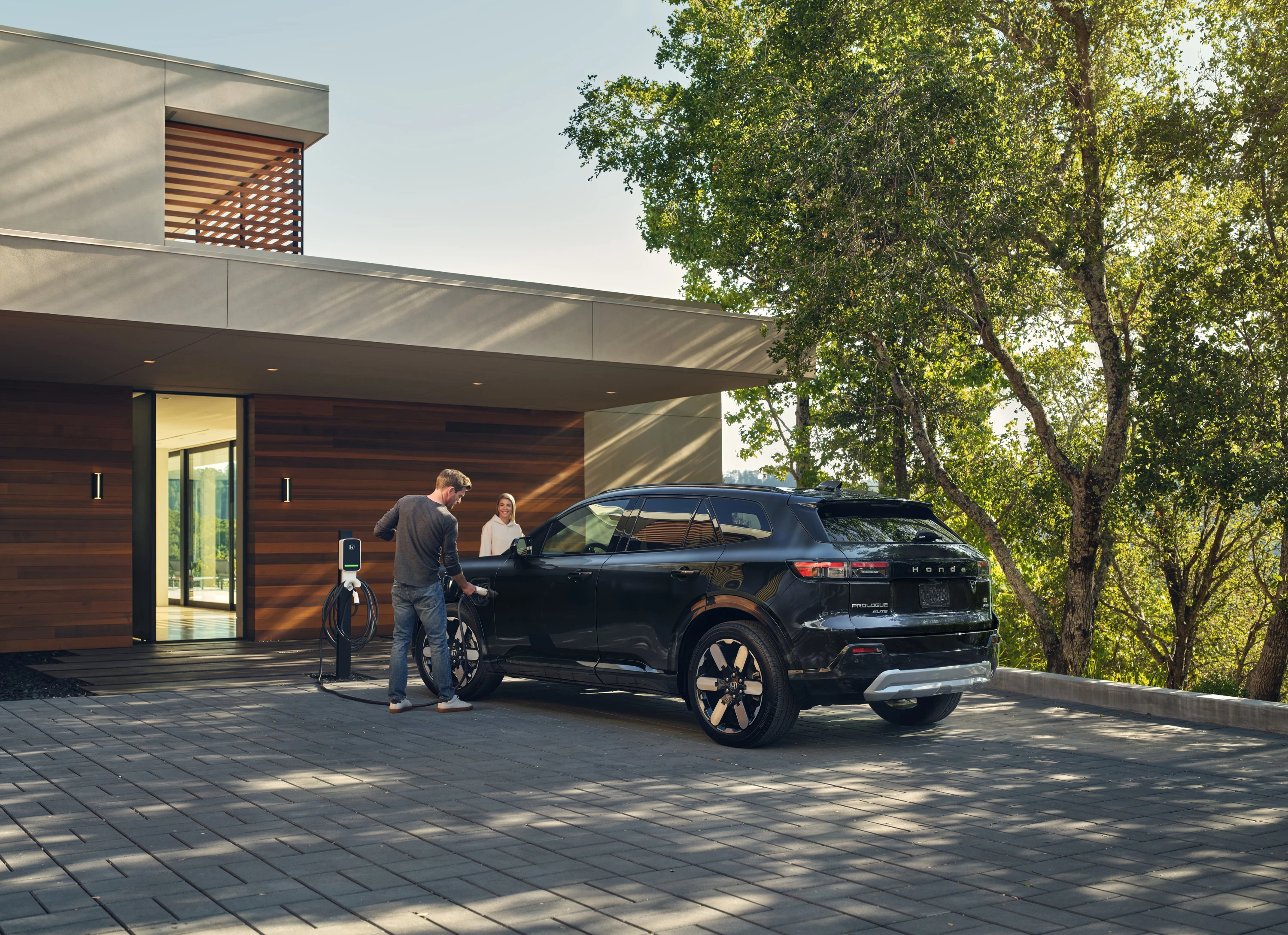 Honda Prologue FWD charging view