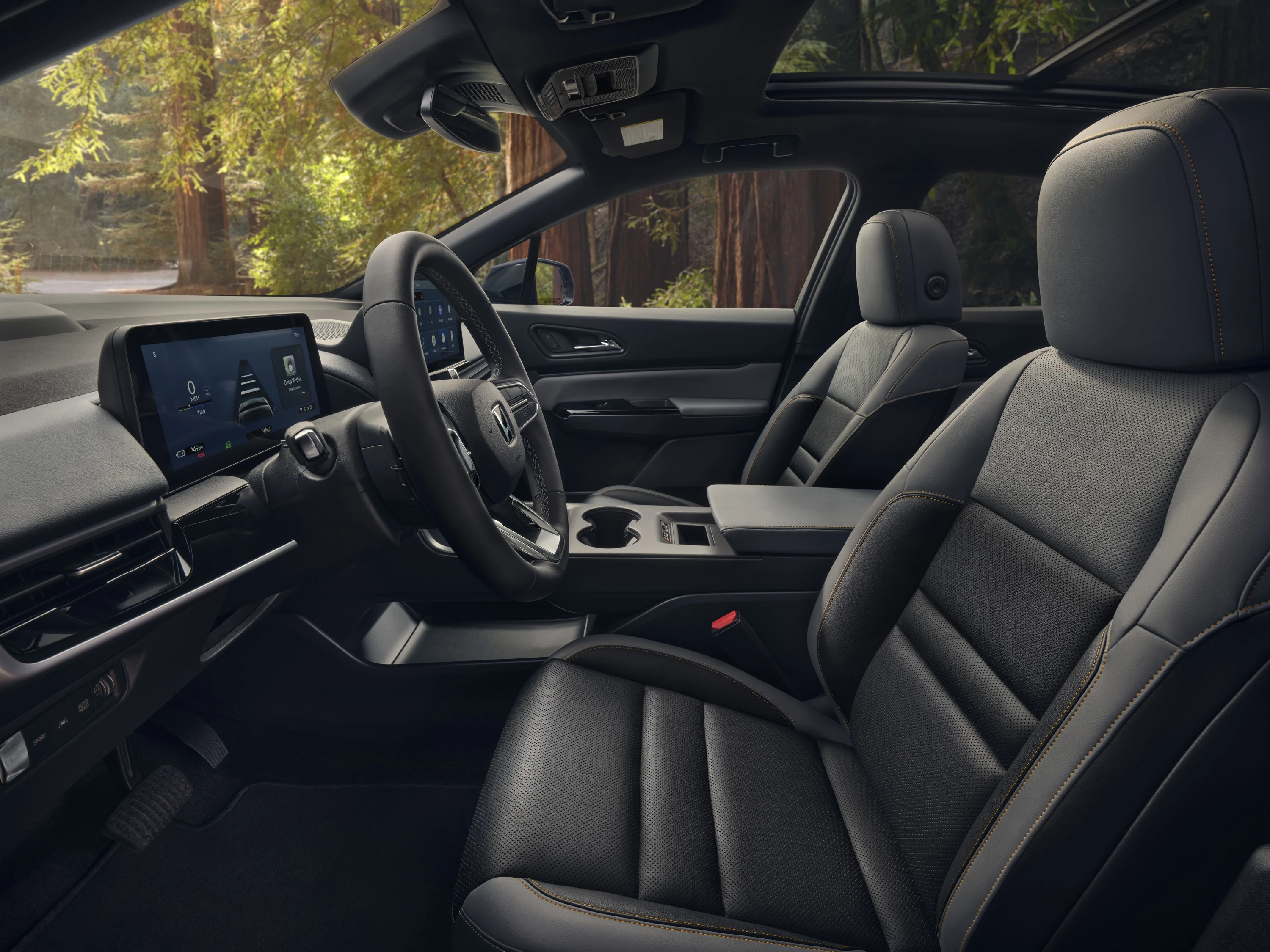 Honda Prologue FWD frontseats view