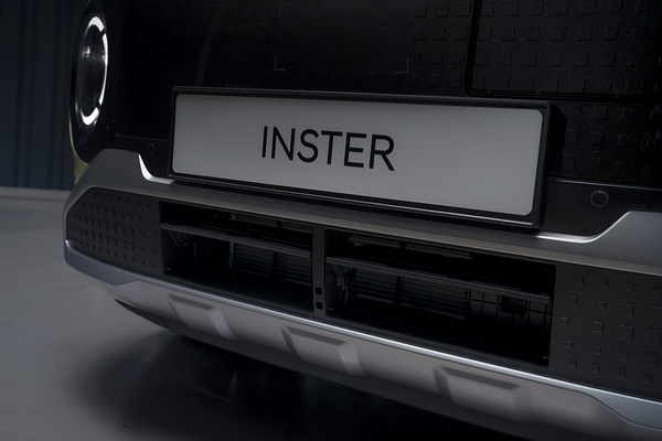 Hyundai INSTER Long Range details view
