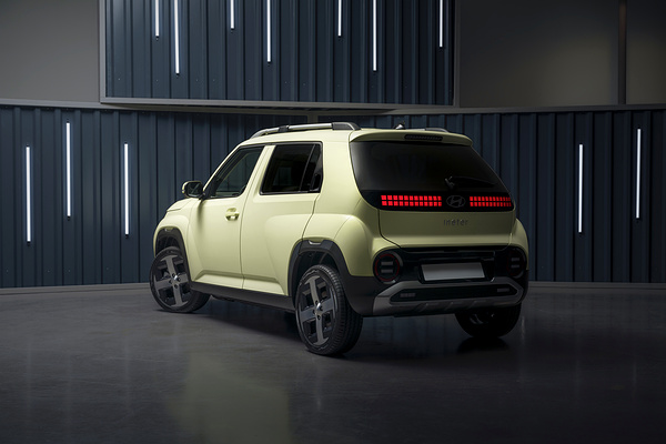 Hyundai INSTER Long Range exterior view