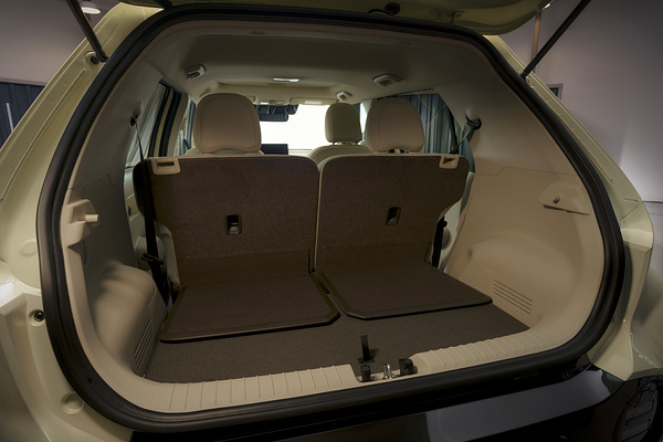Hyundai INSTER Long Range trunk view