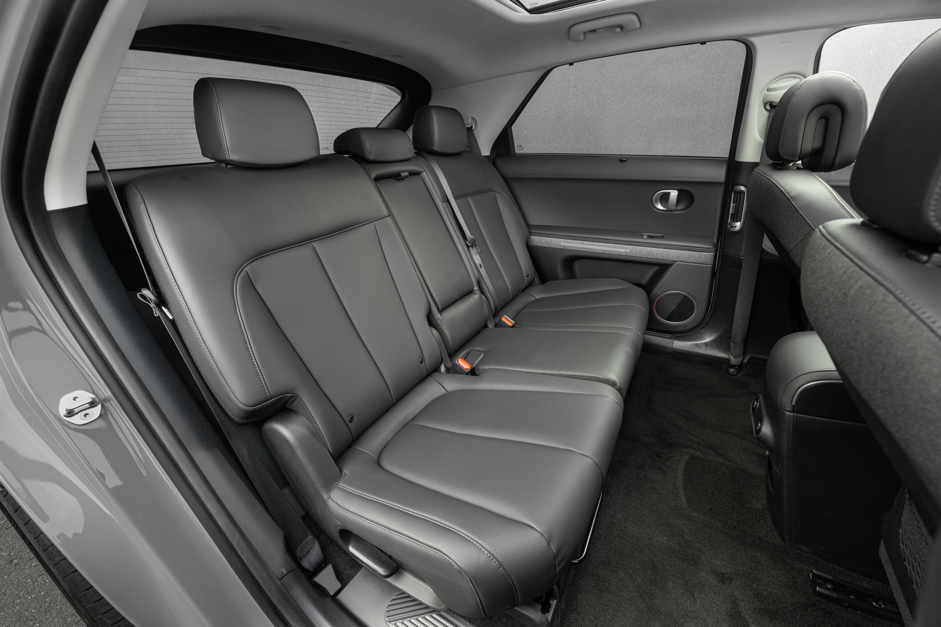 Hyundai Ioniq 5 Long Range 2WD secondrowseats view
