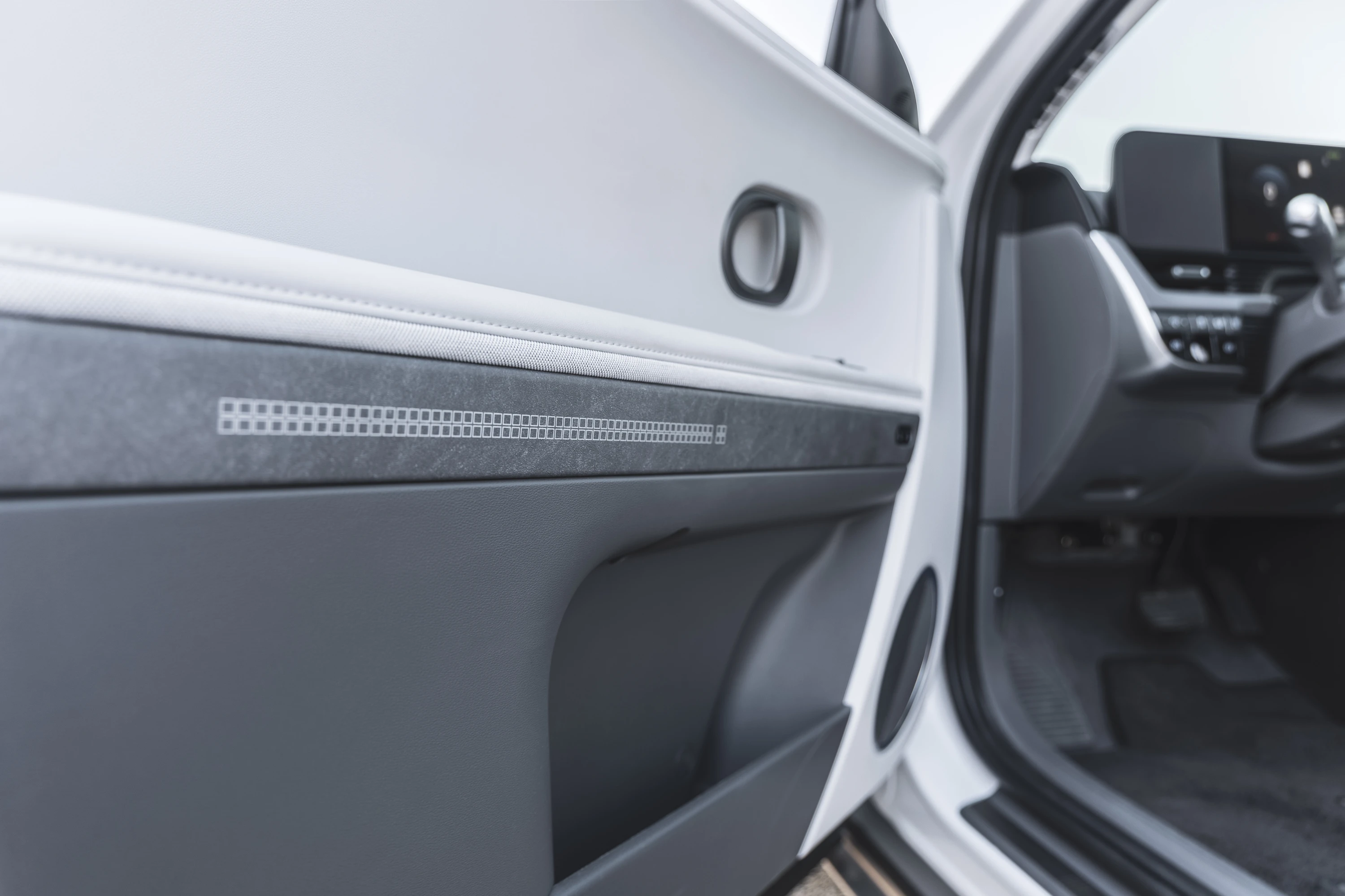 Hyundai Ioniq 5 Long Range AWD details view