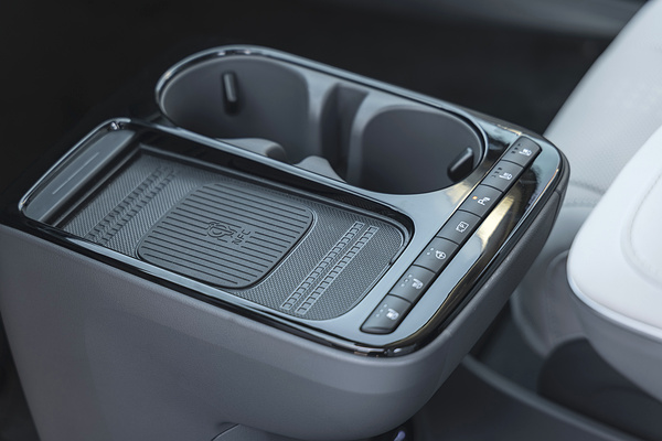 Hyundai Ioniq 5 Long Range AWD details view