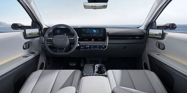 Hyundai Ioniq 5 Long Range AWD interior view