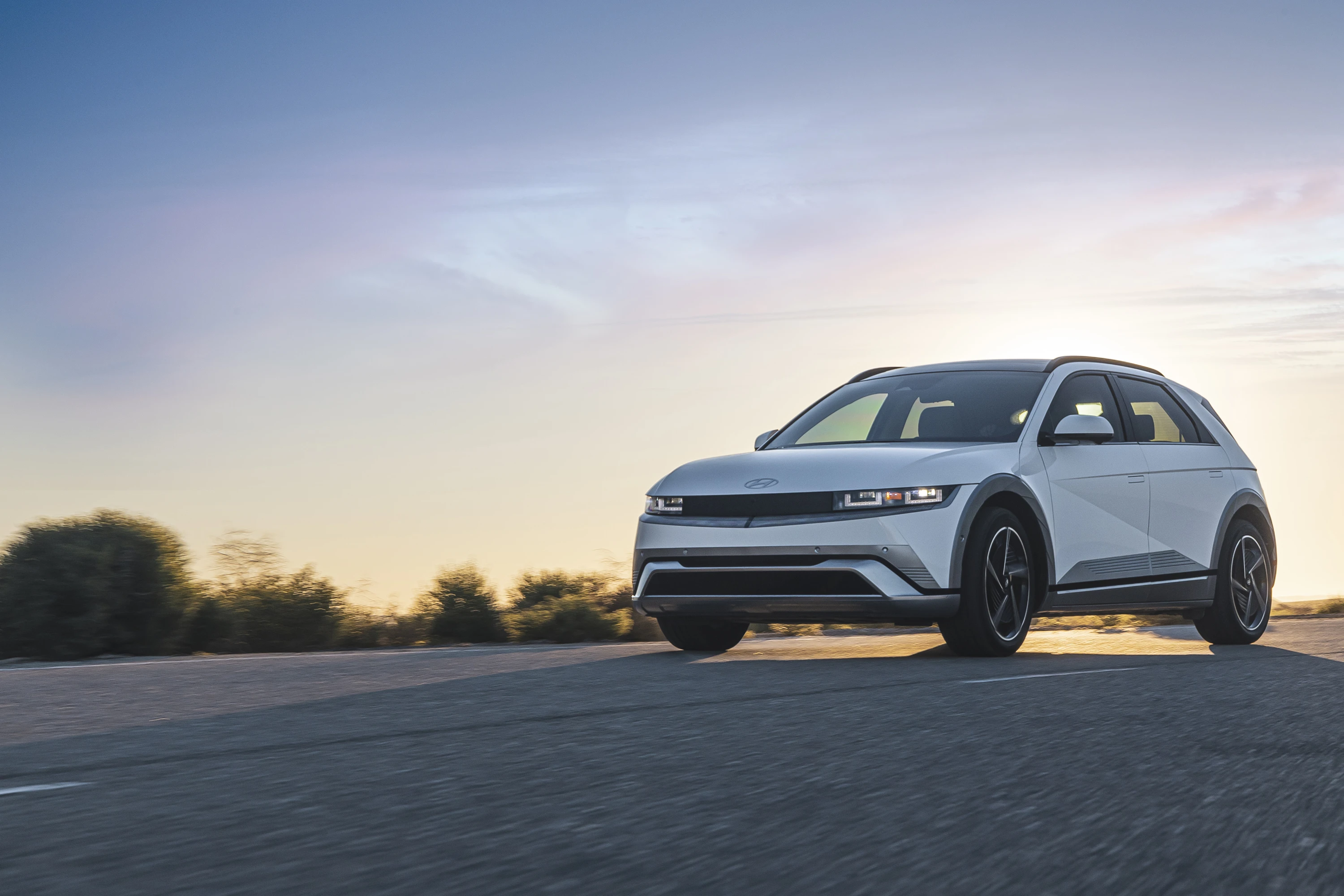 Hyundai IONIQ 5 Standard Range RWD exterior view