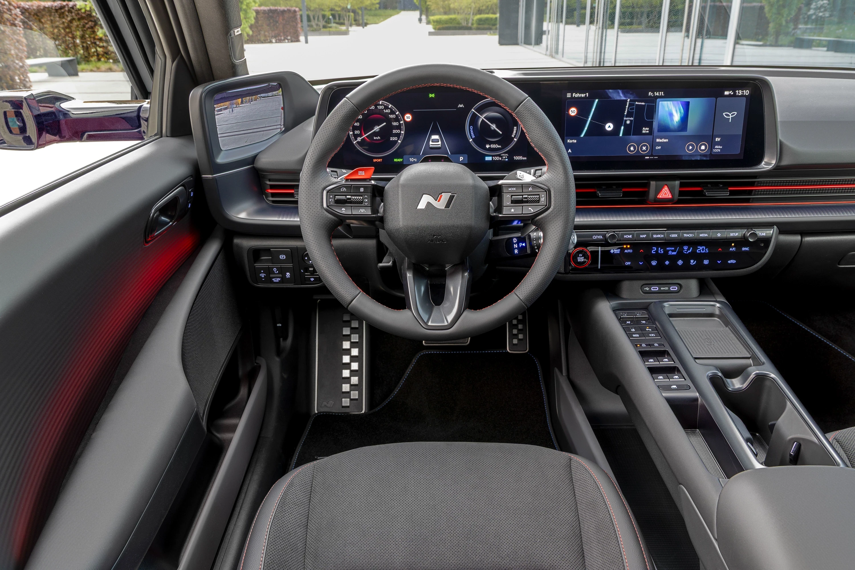 Hyundai Ioniq 6 63 kWh RWD interior view
